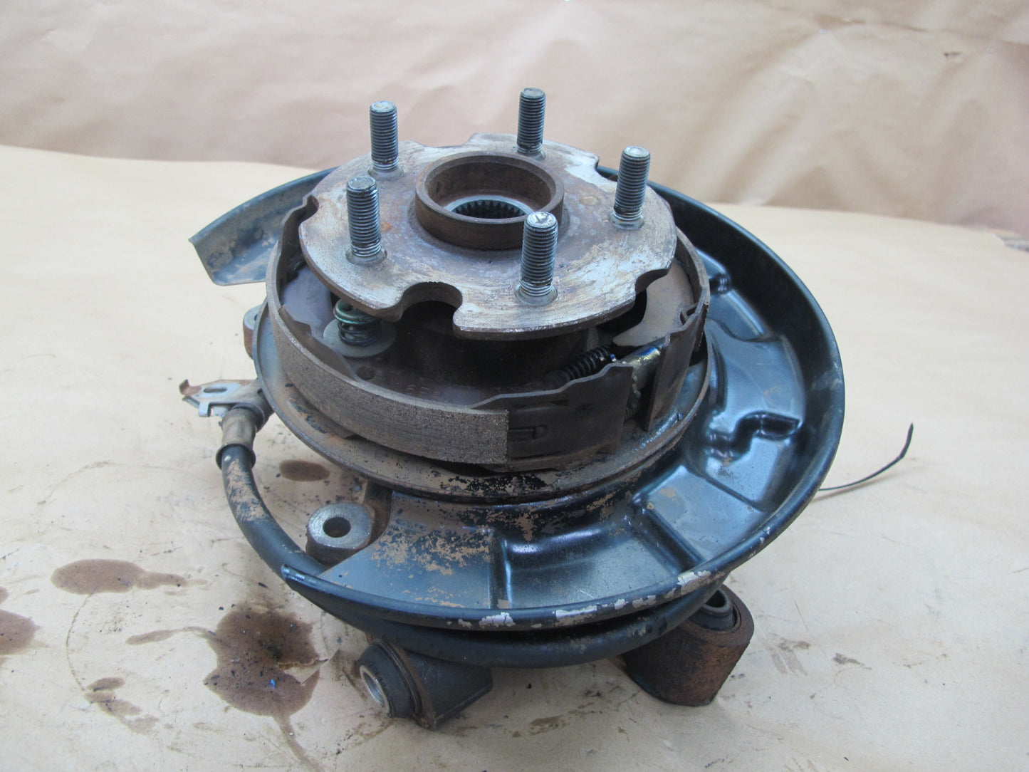 86-92 Toyota Supra MA70L Rear Right Spindle Knuckle Wheel Hub Bearing OEM