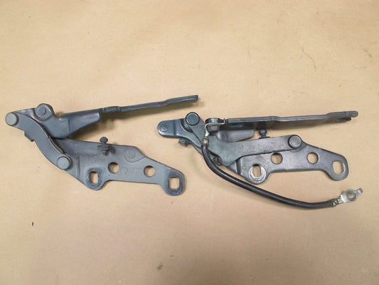 03-08 BMW E86 E85 Z4 Set of 2 Front Left & Right Hood Bonnet Hinge OEM