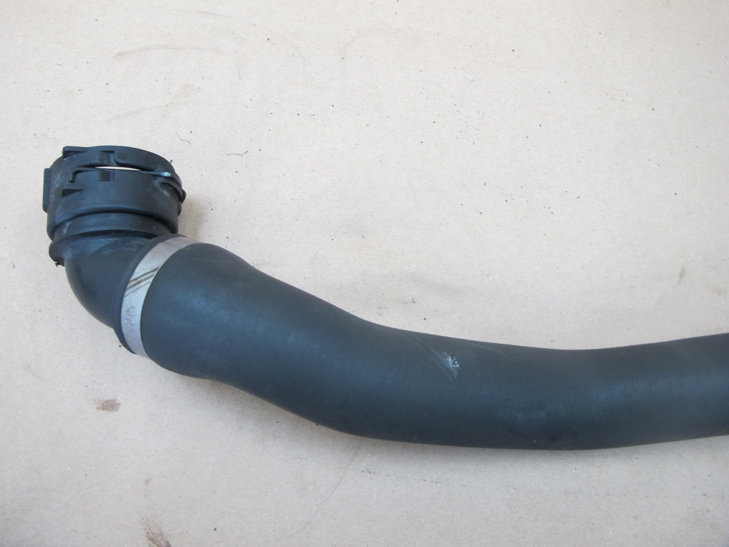 2011-2014 Porsche Cayenne 4.8L Engine Radiator Hose Pipe Line Set of 2