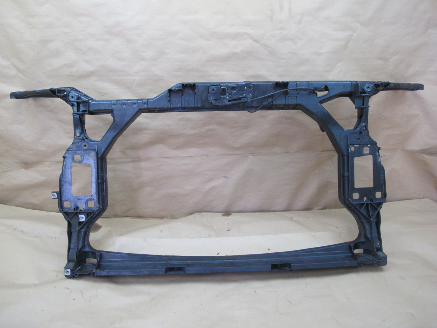 08-17 Audi 8T A5 S5 A4 S4 Engine Radiator Core Support Frame Bracket OEM