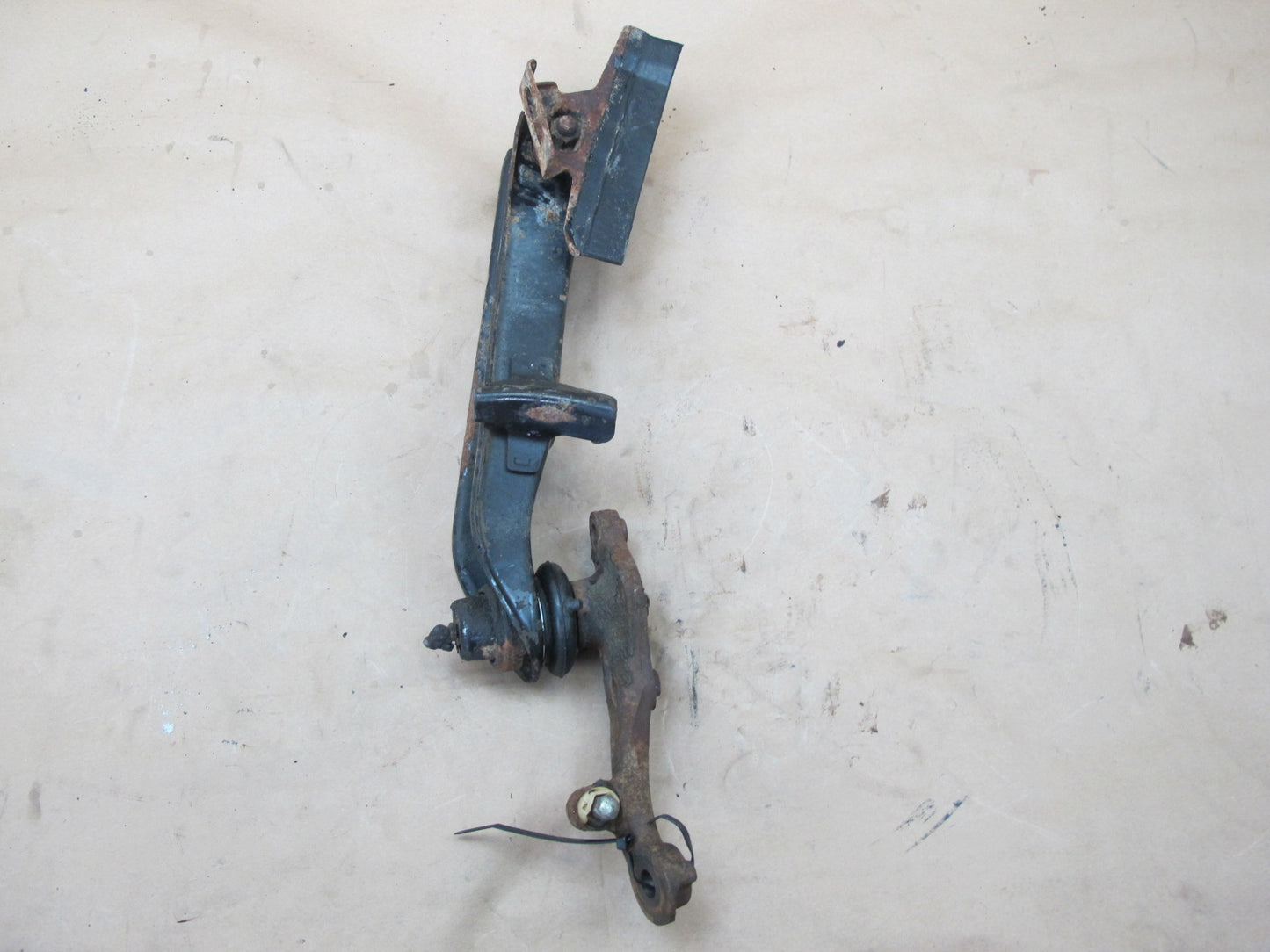 83-85 Toyota Supra MA67 Front Right Frame Brace Sway Bar Control Arm Set OEM