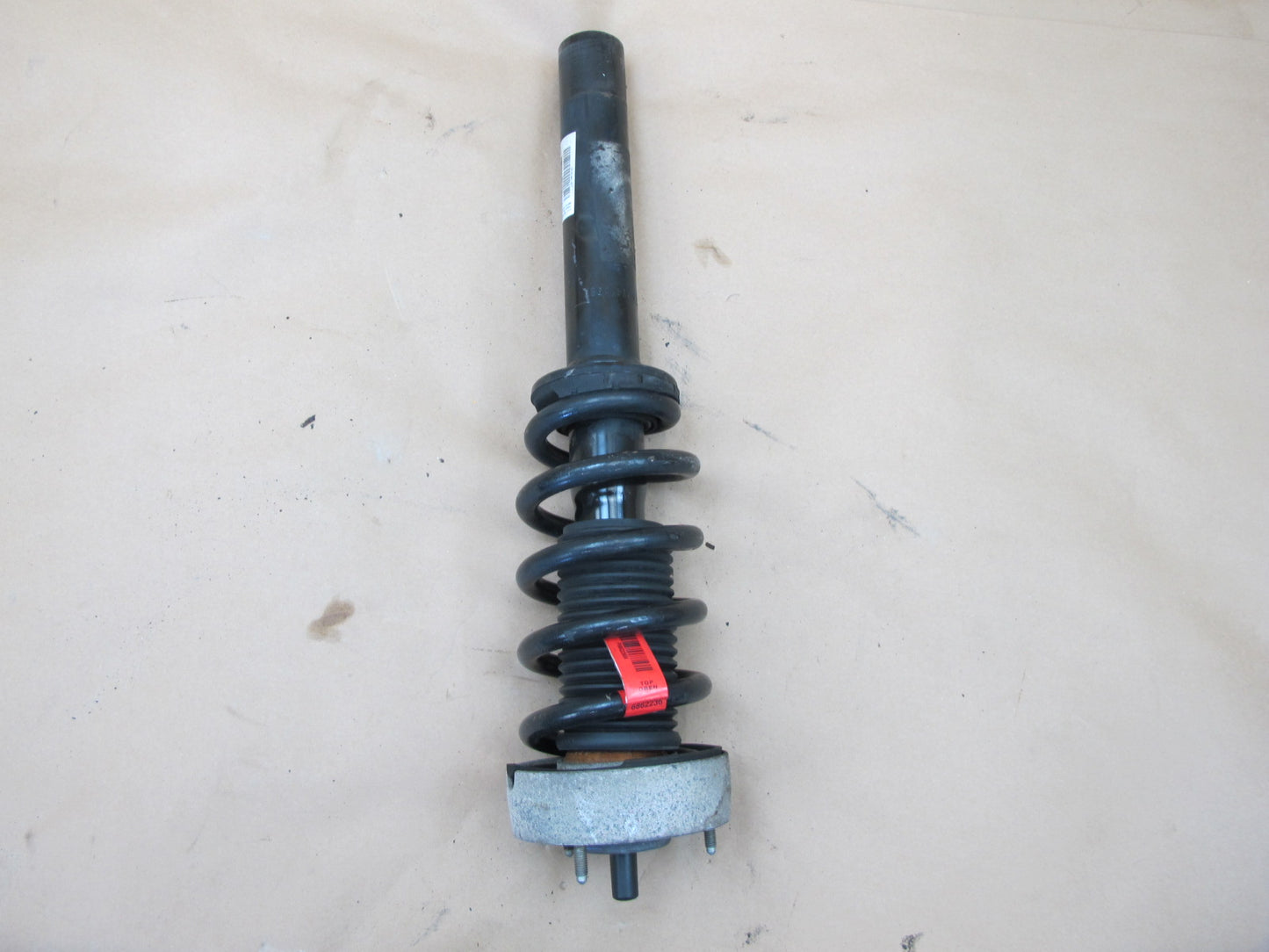 14-18 BMW F15 F16 X5 X6 N63 AWD Front Left or Right Strut Shock Absorber OEM