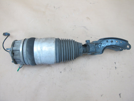 2013-2018 Porsche Cayenne 958 GTS Front Right Side Air Strut Shock Absorber Assy