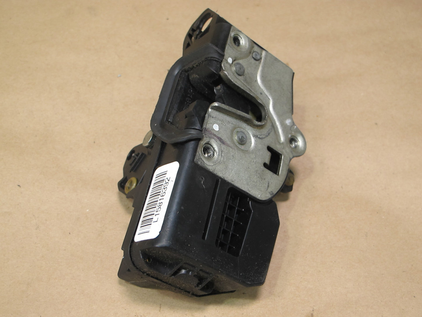 2003-2007 Hummer H2 Front Left Door Lock Latch Actuator 15816392