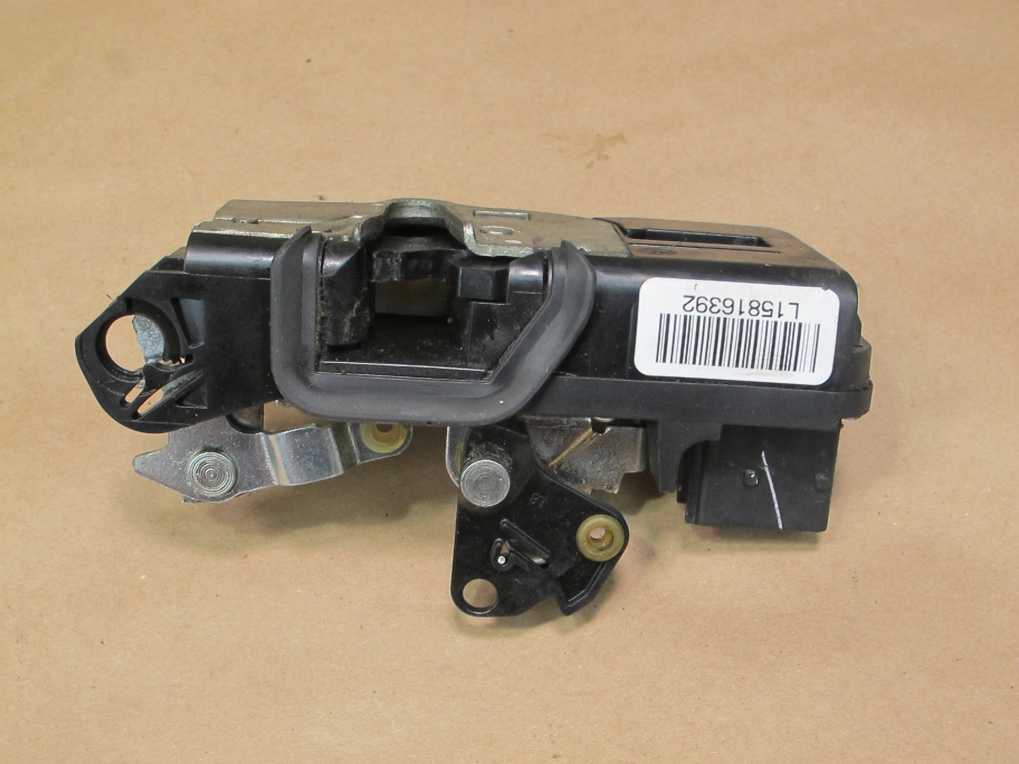 2003-2007 Hummer H2 Front Left Door Lock Latch Actuator 15816392