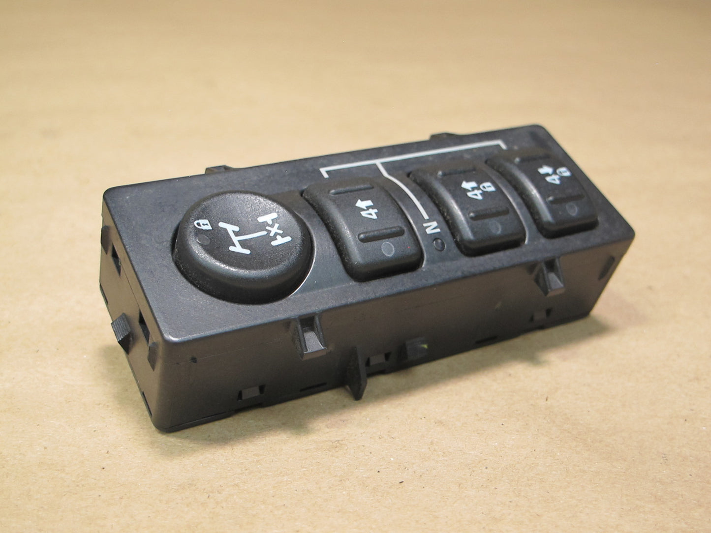 2003-2007 Hummer H2 4WD 4x4 Transfer Case Control Select Button Switch 15127829