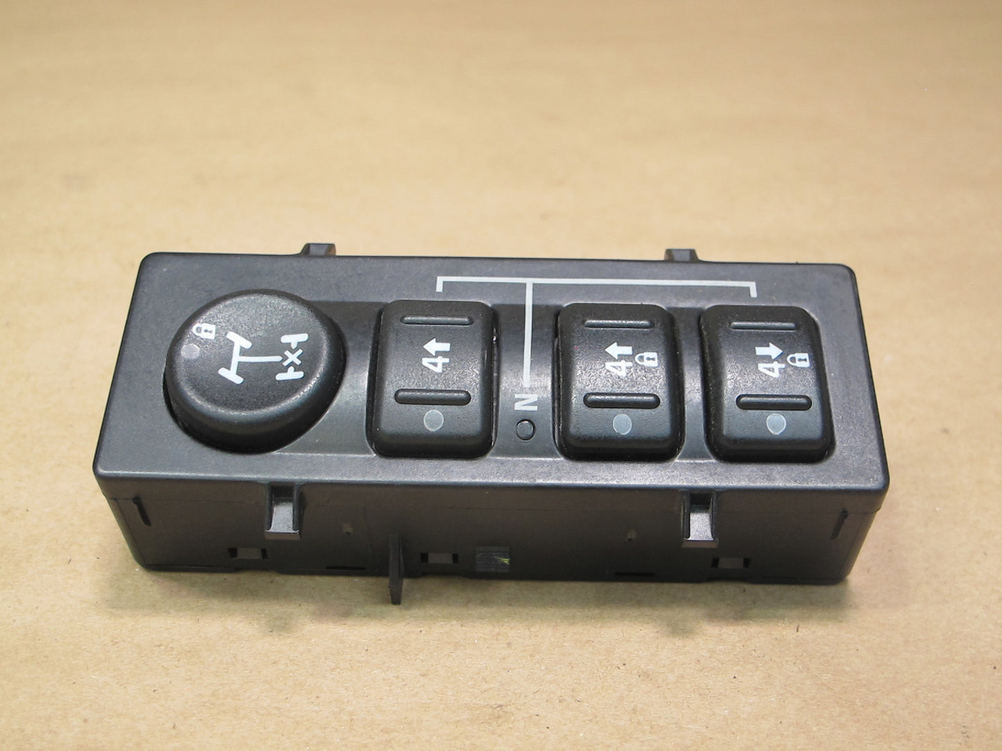 2003-2007 Hummer H2 4WD 4x4 Transfer Case Control Select Button Switch 15127829