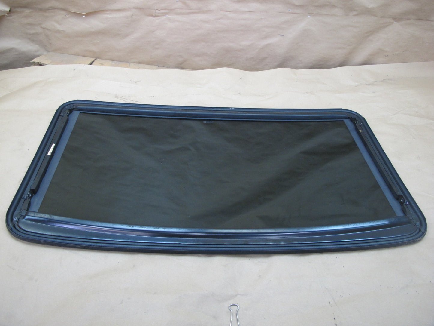 2003-2009 Hummer H2 Front Sunroof Glass Window Panel