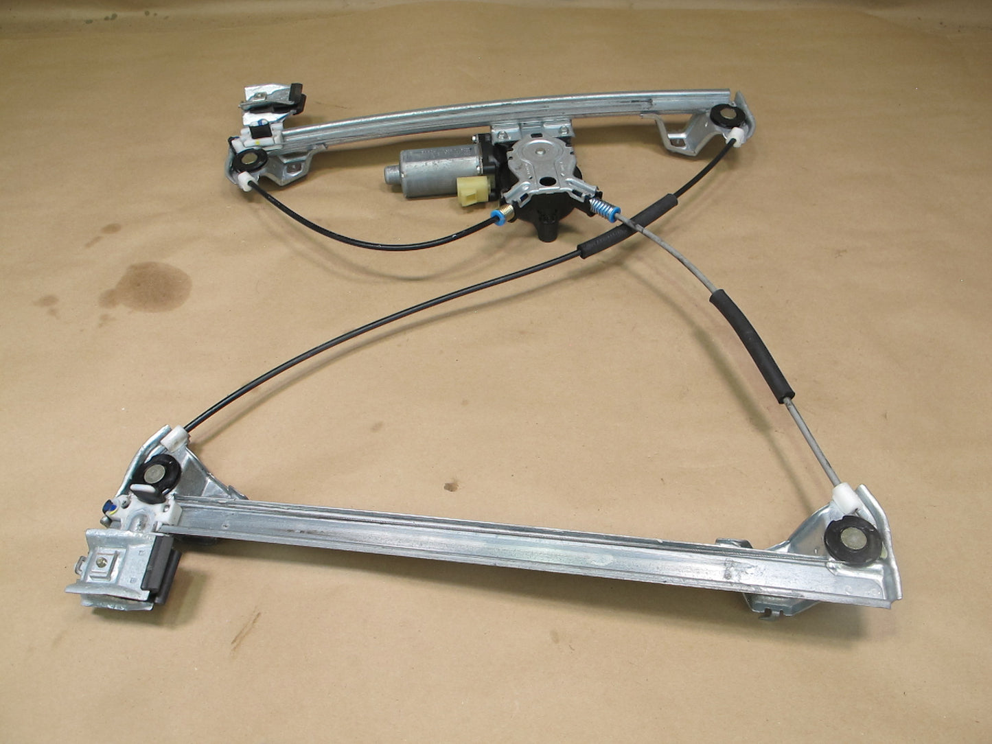 2003-2009 Hummer H2 Front Left Door Window Regulator w Motor