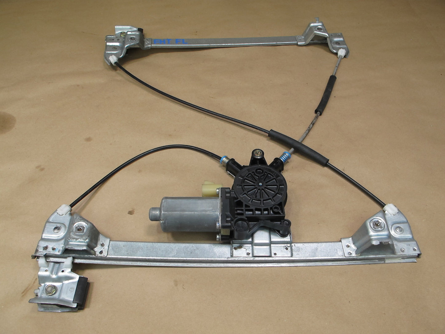 2003-2009 Hummer H2 Front Left Door Window Regulator w Motor