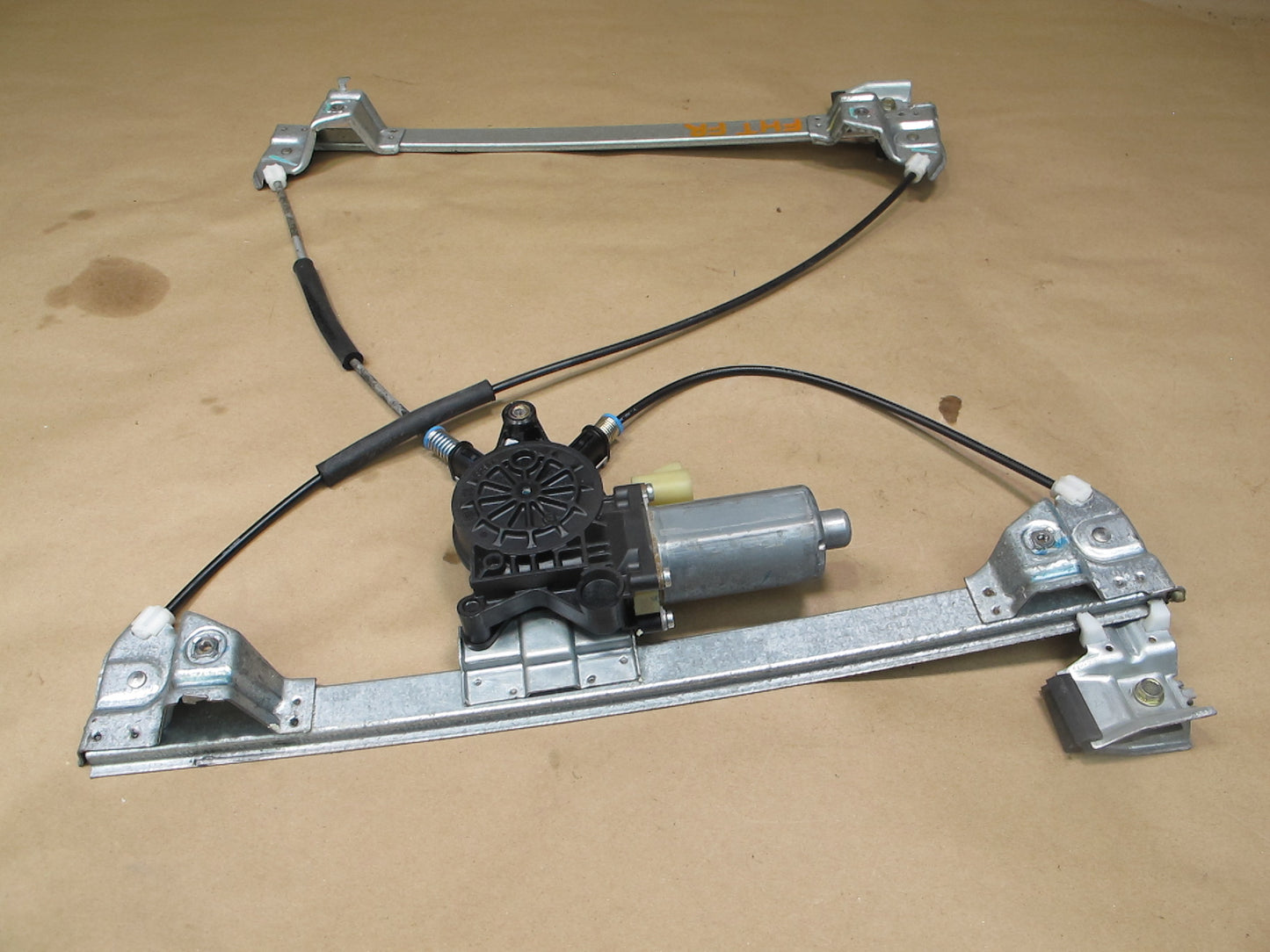 2003-2009 Hummer H2 Front Right Door Window Regulator w Motor