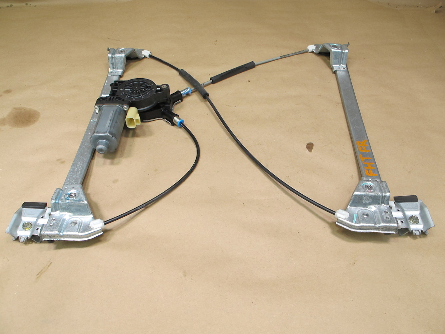 2003-2009 Hummer H2 Front Right Door Window Regulator w Motor