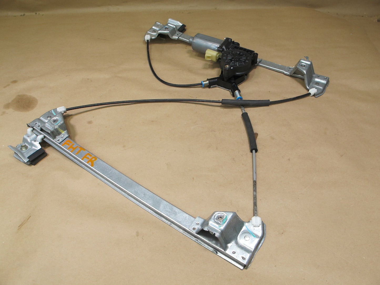 2003-2009 Hummer H2 Front Right Door Window Regulator w Motor