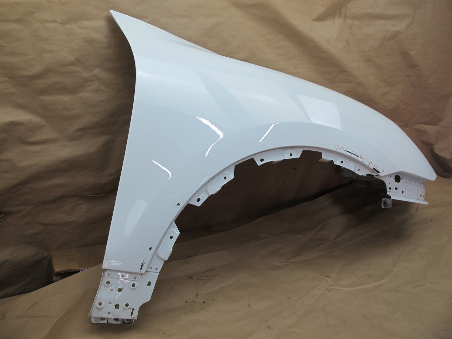 2011-2014 Porsche Cayenne 958 Front Right Pass Side Fender Shell Panel Cover