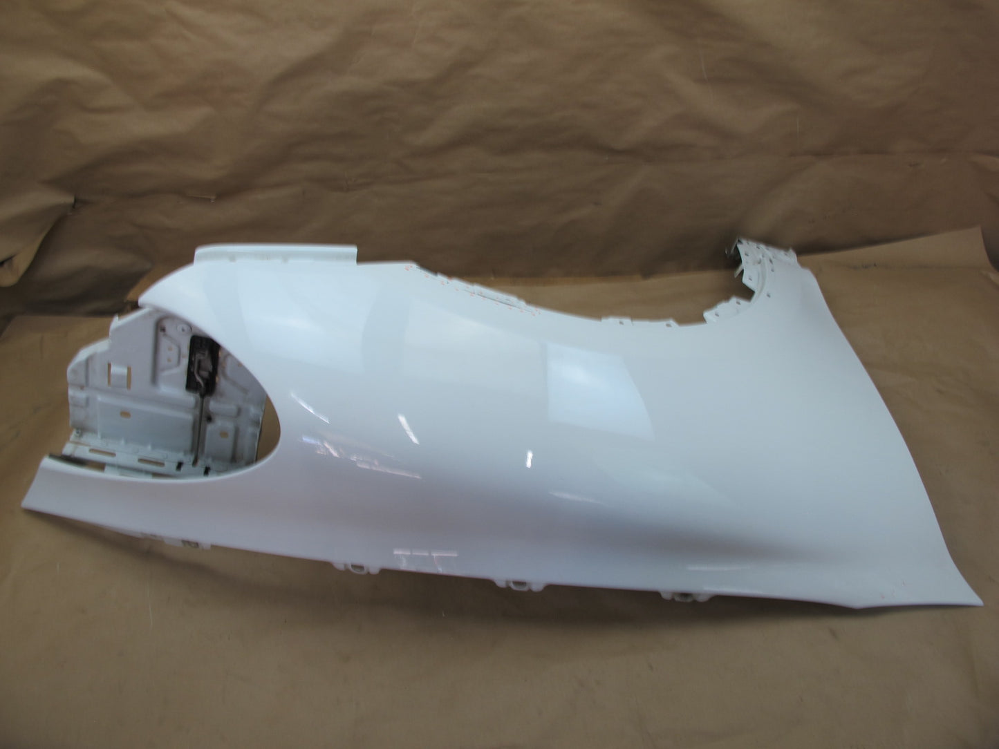 2011-2014 Porsche Cayenne 958 Front Right Pass Side Fender Shell Panel Cover