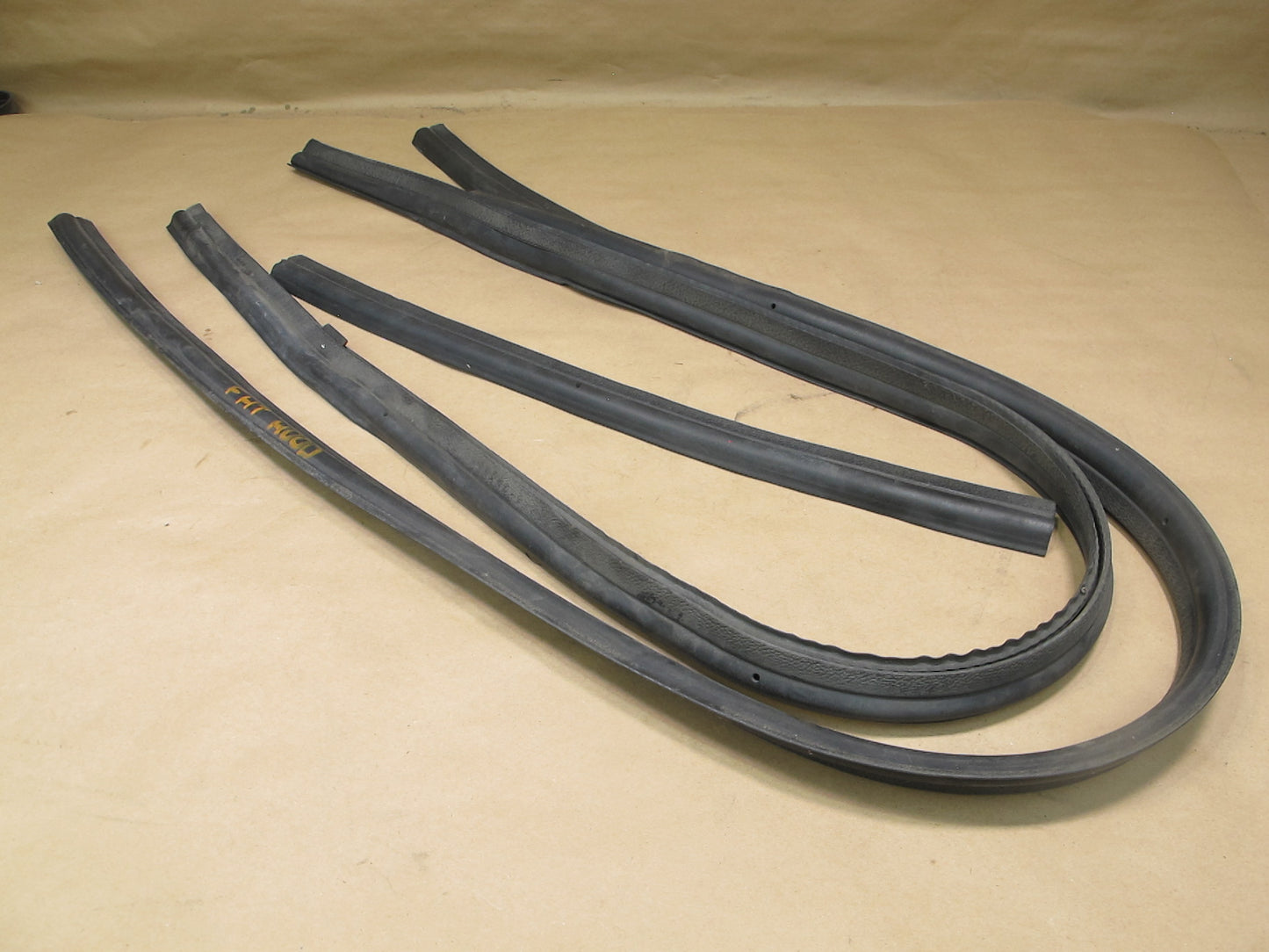 2003-2009 Hummer H2 Front Forward Rearward Hood Bonnet Weatherstrip Seal Set