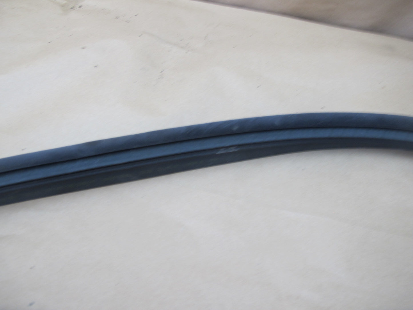 01-06 BMW E46 Coupe Right Door Weatherstrip Rubber Seal OEM