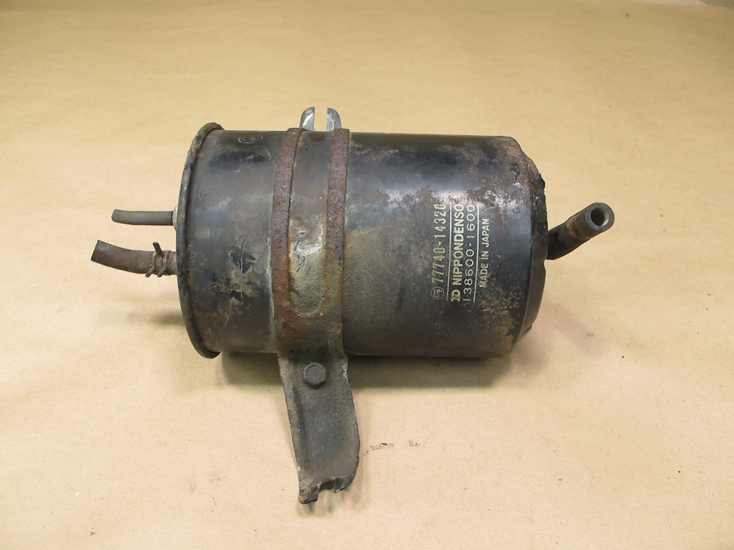 83-85 Toyota Supra MA67 Fuel Evap Vapor Charcoal Canister 77740-14320 OEM