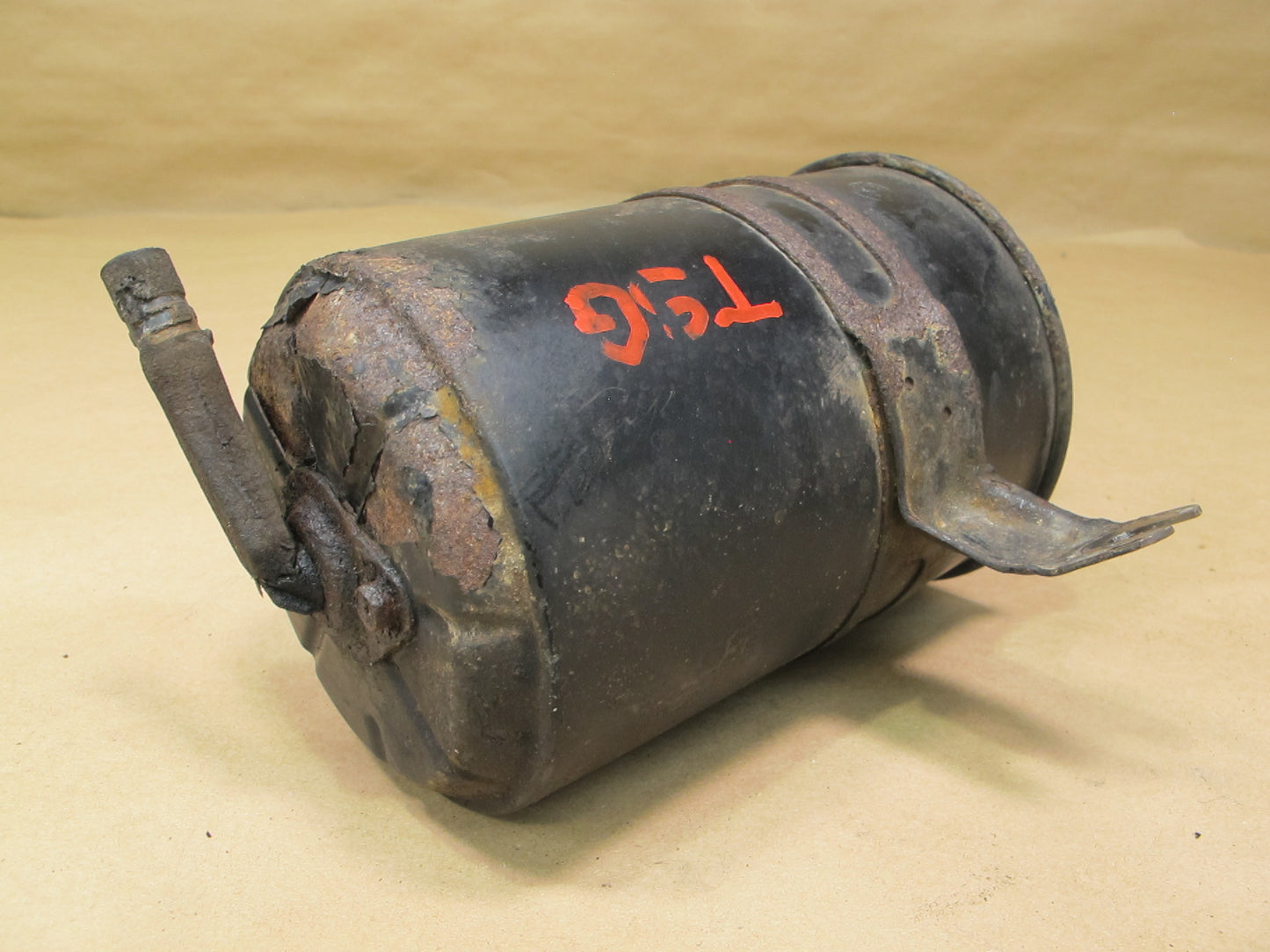 83-85 Toyota Supra MA67 Fuel Evap Vapor Charcoal Canister 77740-14320 OEM