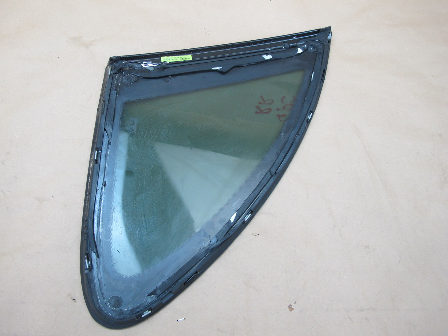 2011-2018 Porsche Cayenne 958 Rear Right Side Door Quarter Glass Window