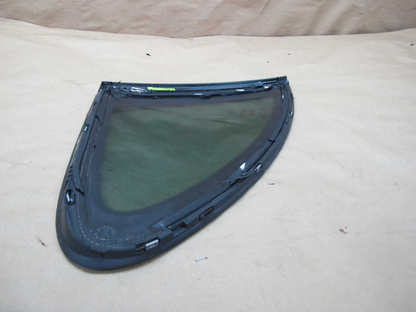 2011-2018 Porsche Cayenne 958 Rear Right Side Door Quarter Glass Window