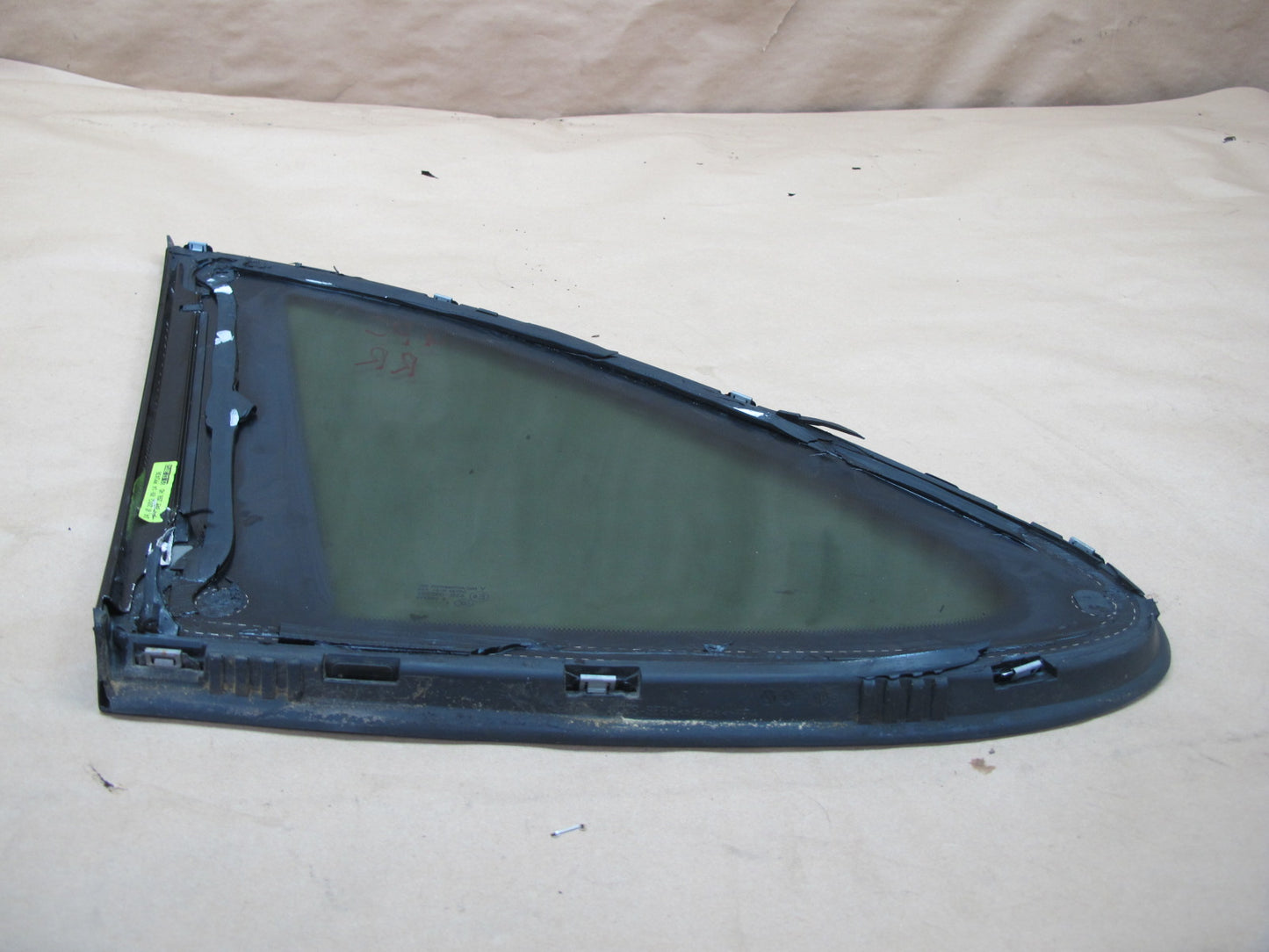 2011-2018 Porsche Cayenne 958 Rear Right Side Door Quarter Glass Window