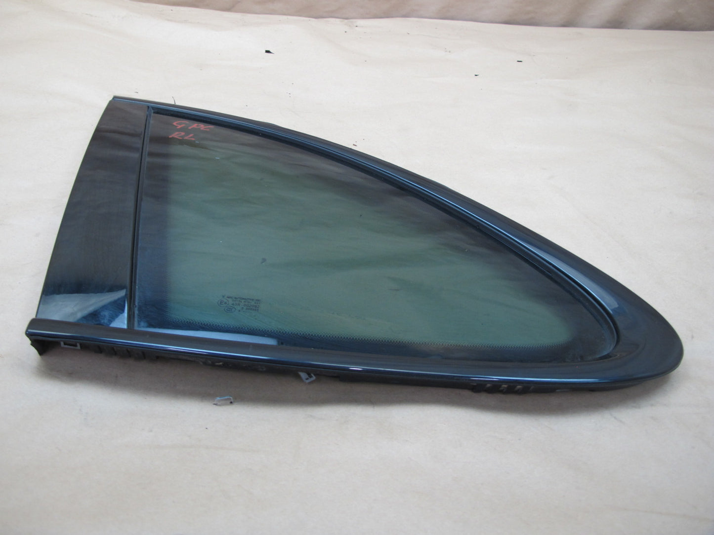 2011-2018 Porsche Cayenne 958 Rear Left Side Door Quarter Glass Window