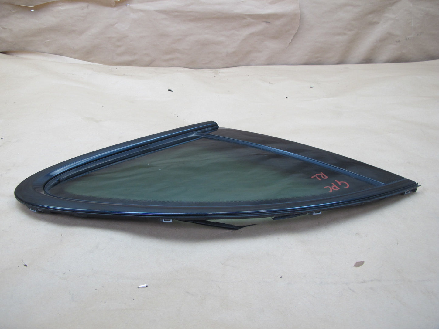 2011-2018 Porsche Cayenne 958 Rear Left Side Door Quarter Glass Window