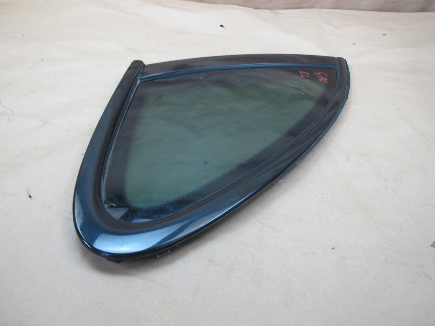 2011-2018 Porsche Cayenne 958 Rear Left Side Door Quarter Glass Window