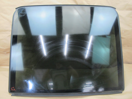 2011-2018 Porsche Cayenne 958 Rear Upper Sunroof Glass Window Panel