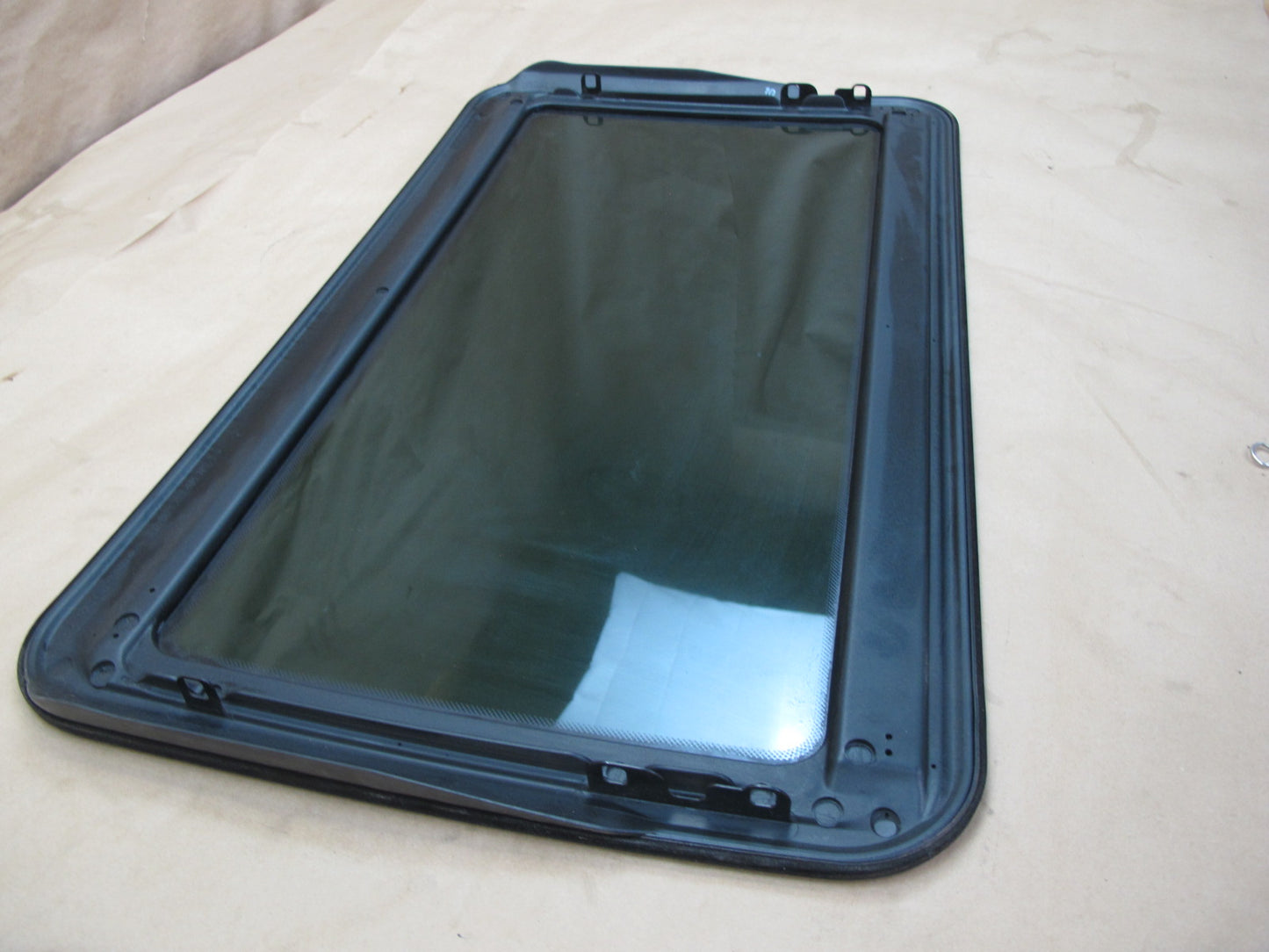 01-06 BMW E46 3-SERIES Coupe Sunroof Moonroof Glass Window Panel OEM