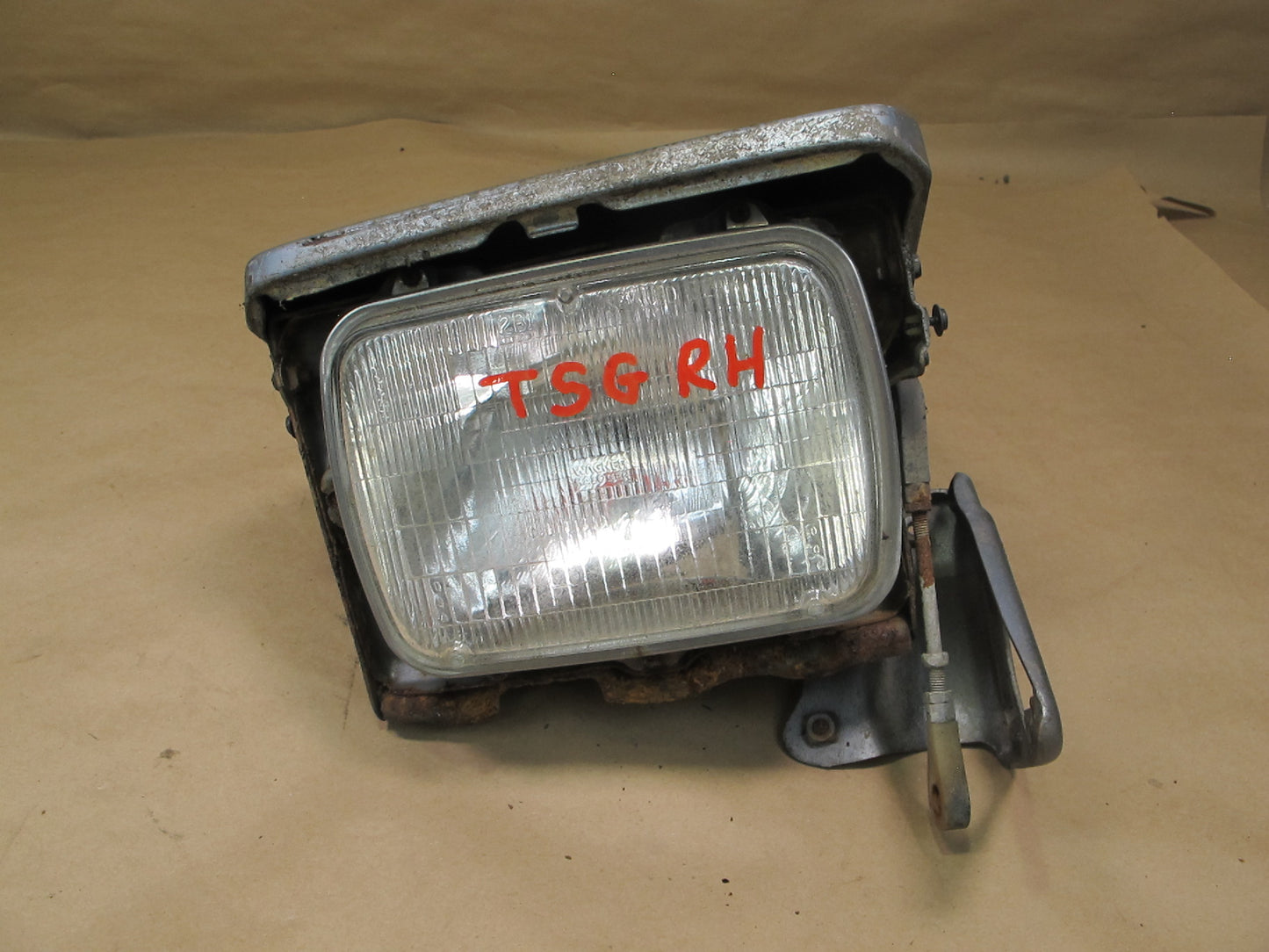 84-85 Toyota Supra MA67 Front Right POP UP Headlight Lamp