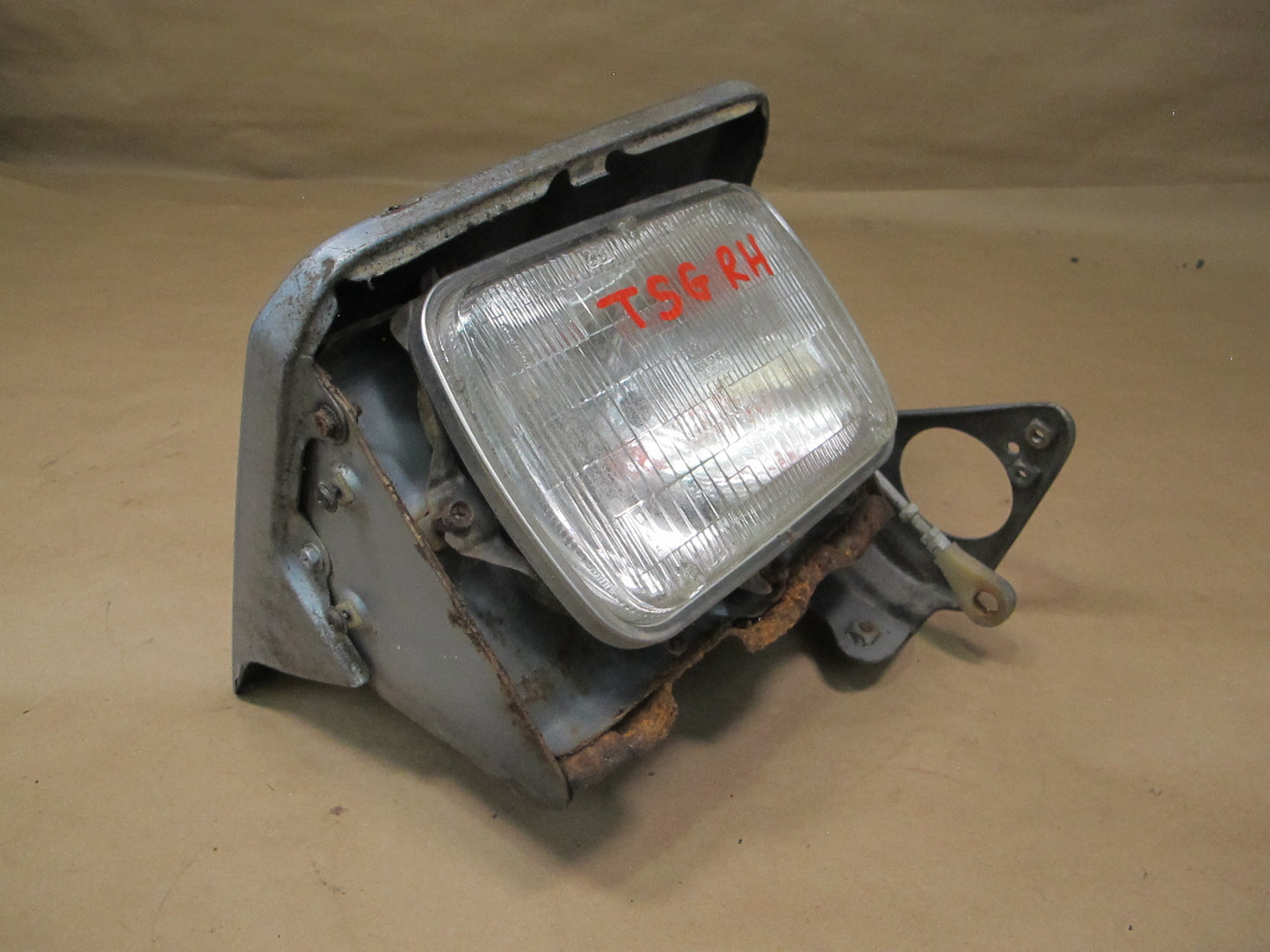 84-85 Toyota Supra MA67 Front Right POP UP Headlight Lamp