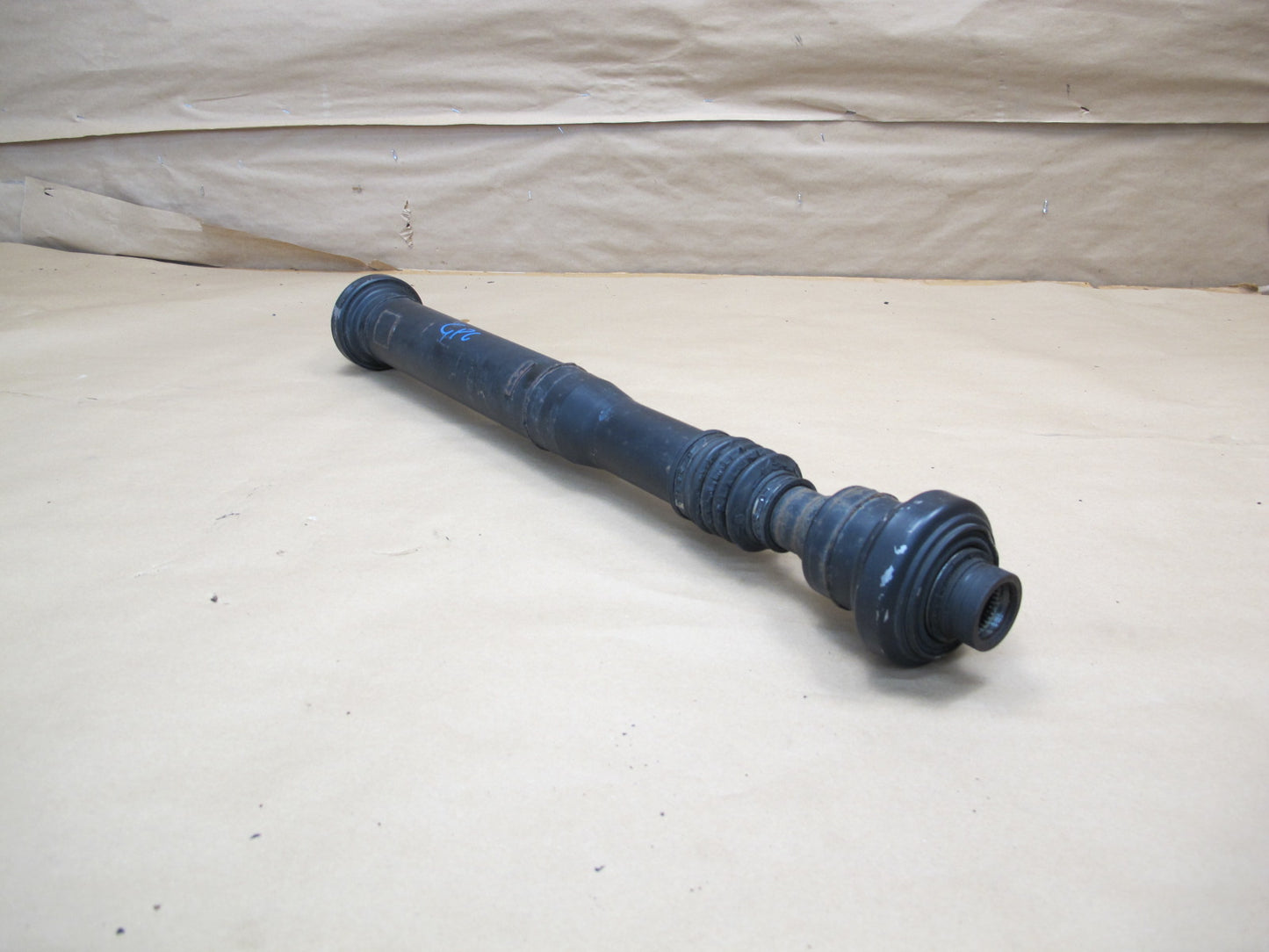 2011-2018 Porsche Cayenne 958 Front Drive Shaft Driveshaft 7P0521101J