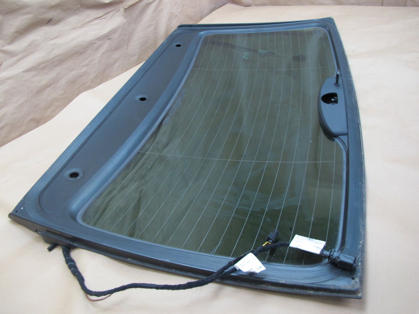 2003-2010 Porsche Cayenne 955 Rear Trunk Lid Liftgate Tailgate Glass Window