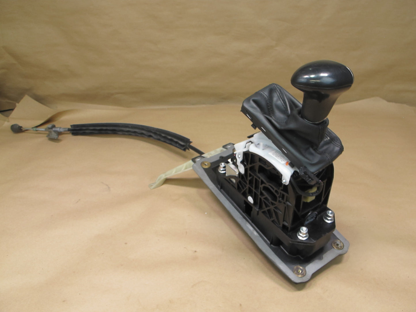 12-15 Audi 4L Q7 3.0L A/T Automatic Transmission Shifter w Cable Assembly OEM