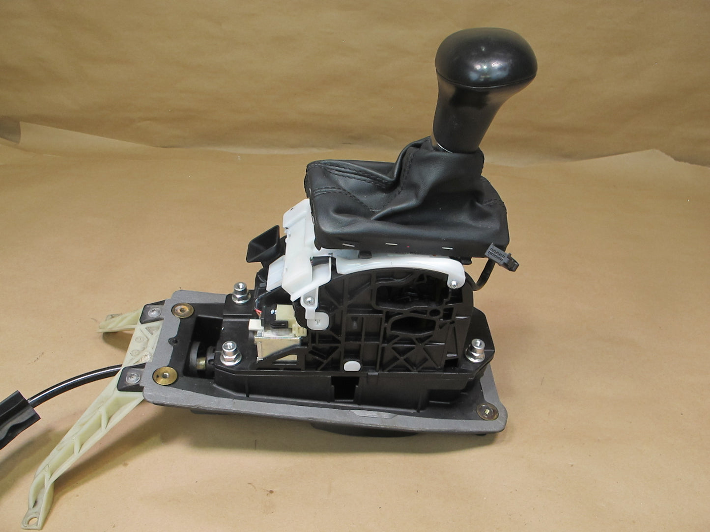 12-15 Audi 4L Q7 3.0L A/T Automatic Transmission Shifter w Cable Assembly OEM