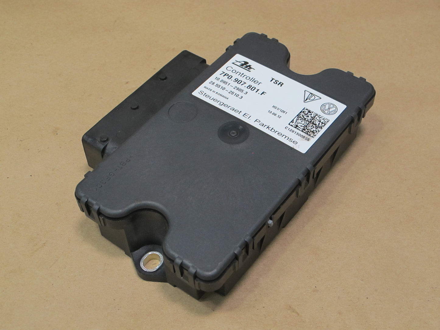 2011-2014 Porsche Cayenne 958 Electric Parking Brake Control Module 7P0907801F