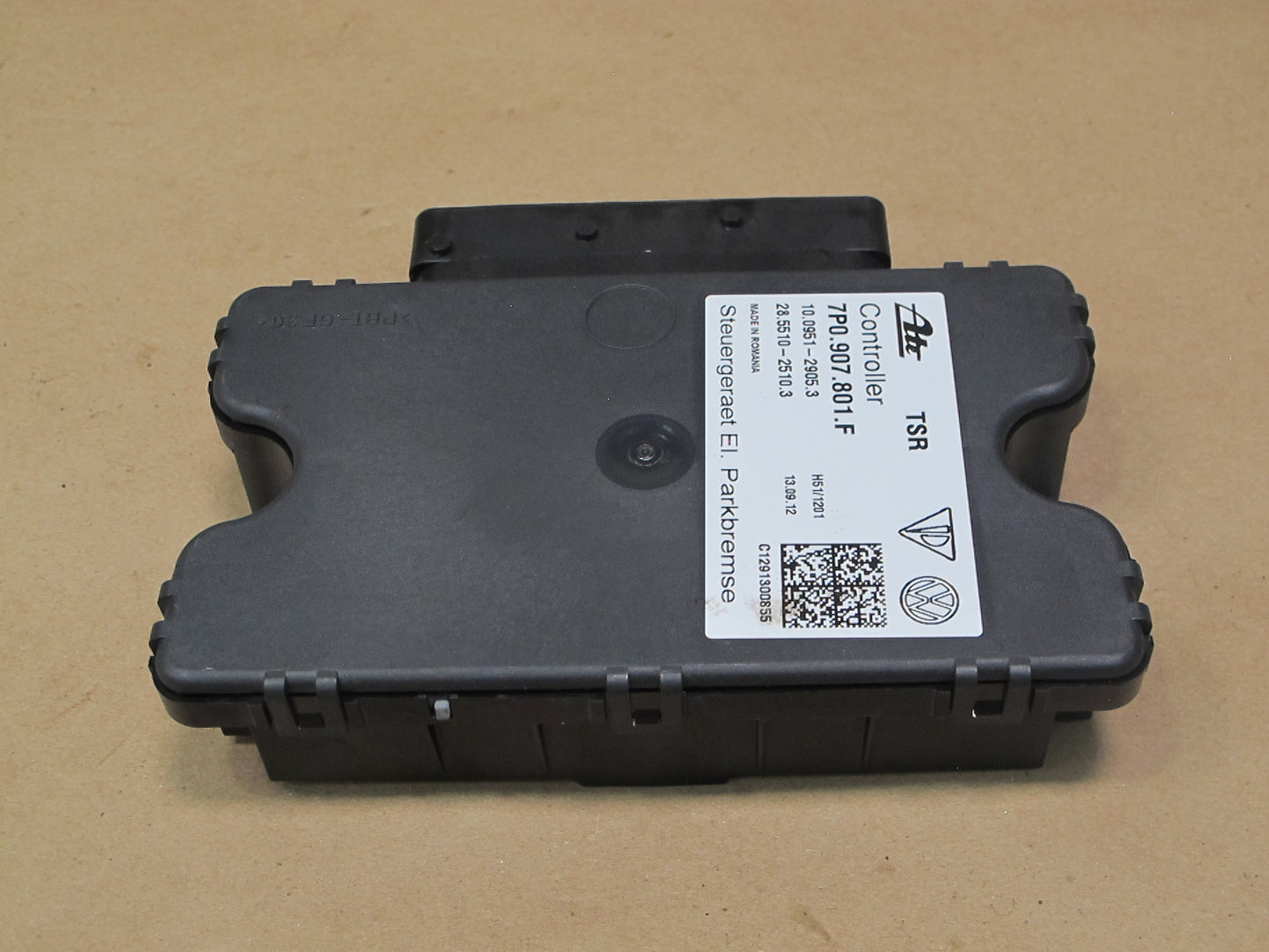 2011-2014 Porsche Cayenne 958 Electric Parking Brake Control Module 7P0907801F