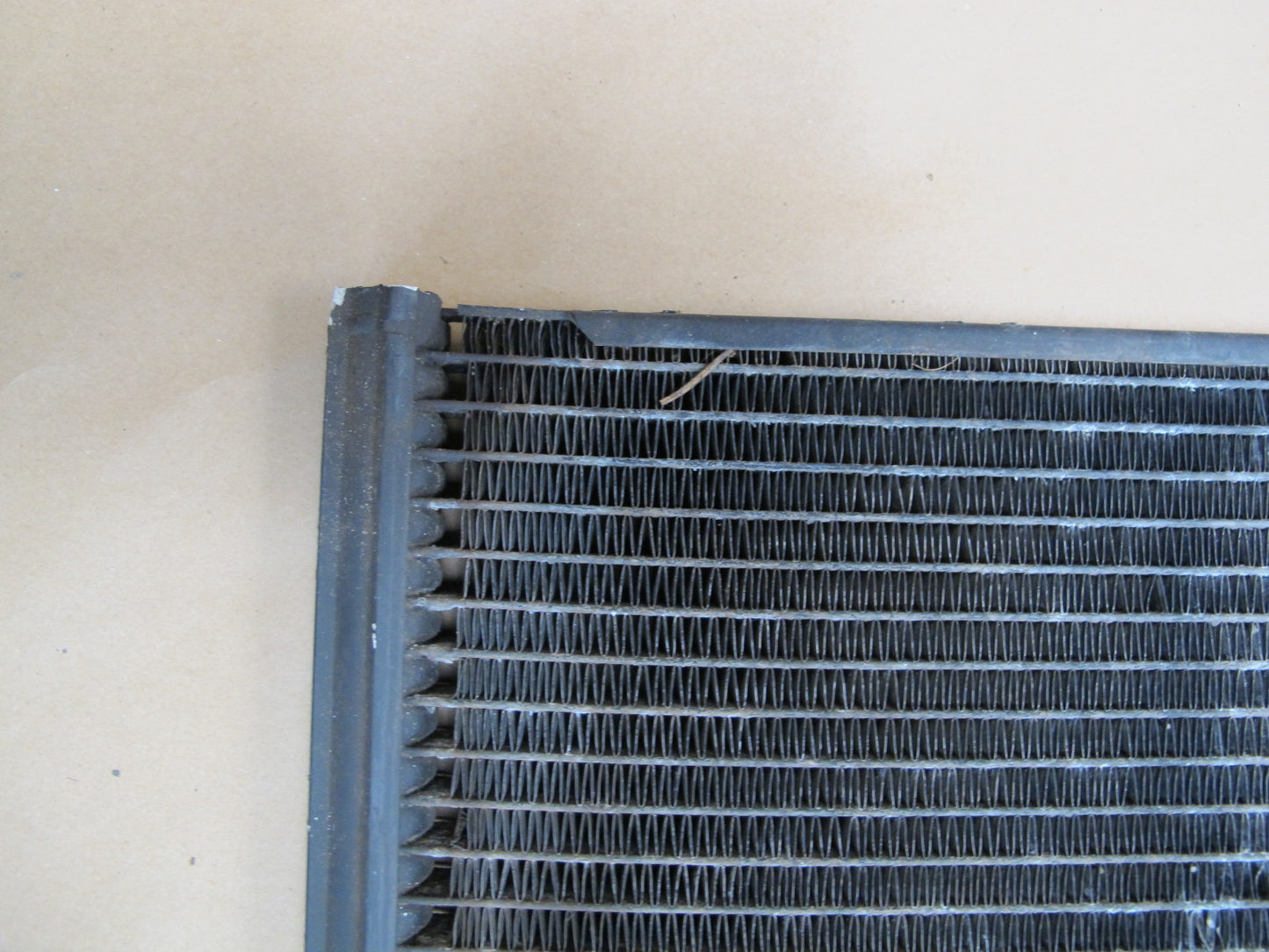 2003-2007 Hummer H2 A/C Air Condition Condenser 15790358