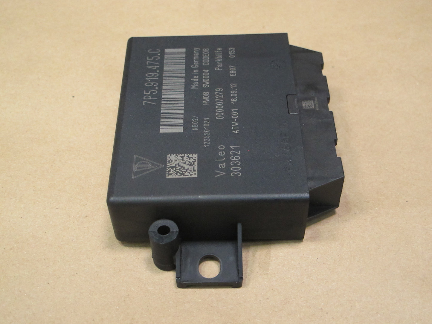 2011-2014 Porsche Cayenne 958 PDC Parking Assist Control Module Unit 7P5919475C