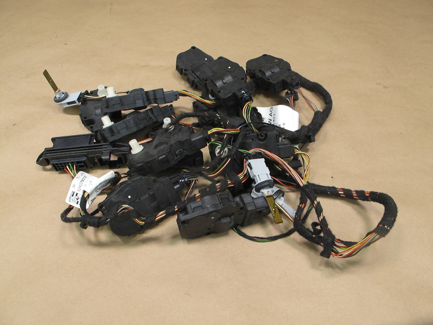 2011-2018 Porsche Cayenne 958 A/C Heater Flap Door Actuator Motor Wiring Set