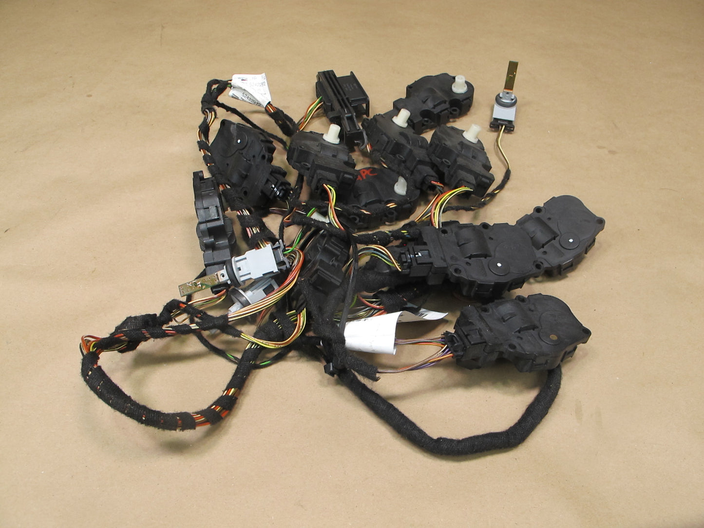 2011-2018 Porsche Cayenne 958 A/C Heater Flap Door Actuator Motor Wiring Set