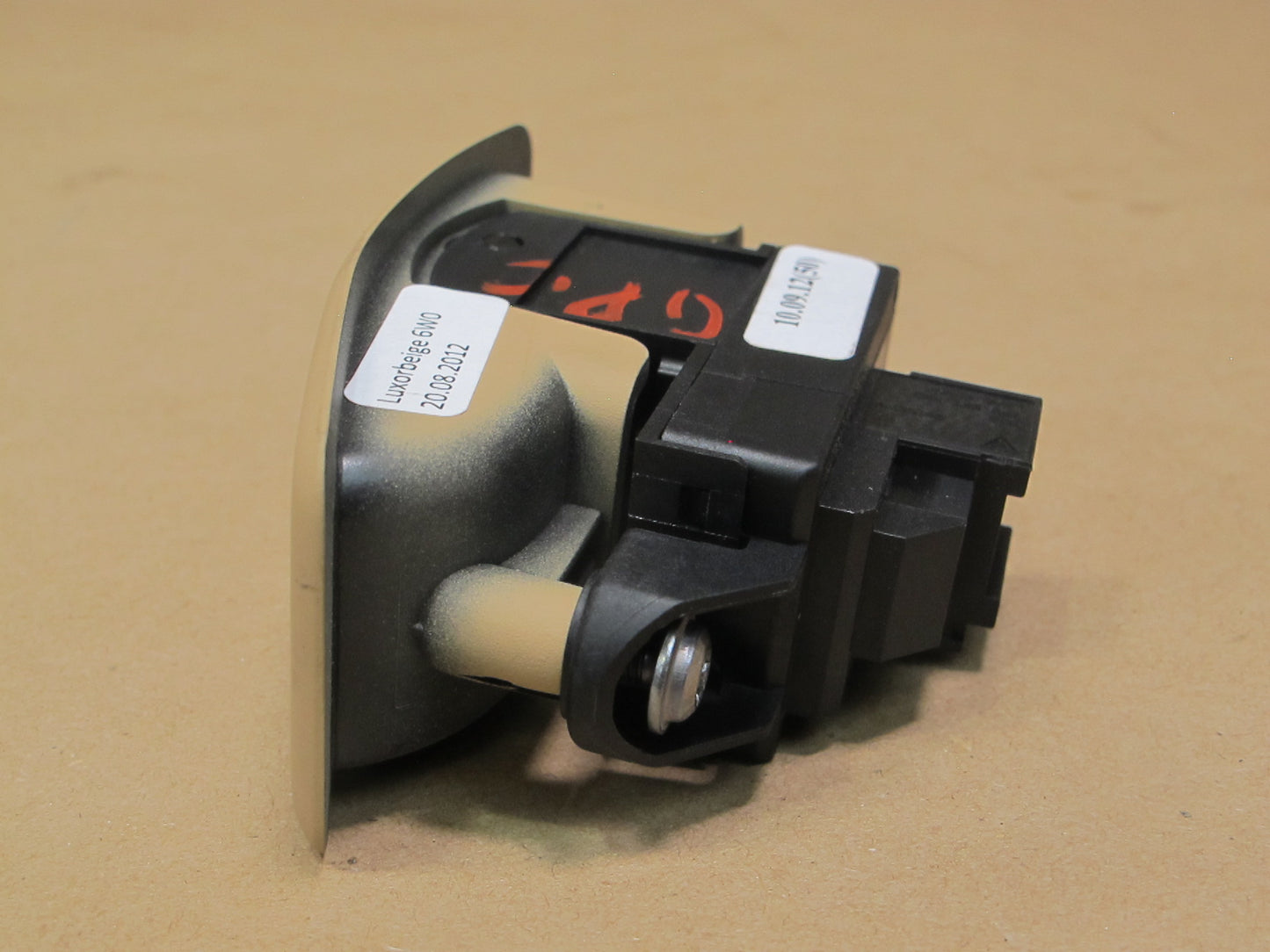 2011-2018 Porsche Cayenne 958 Electric Parking Brake Switch Button W/ Trim