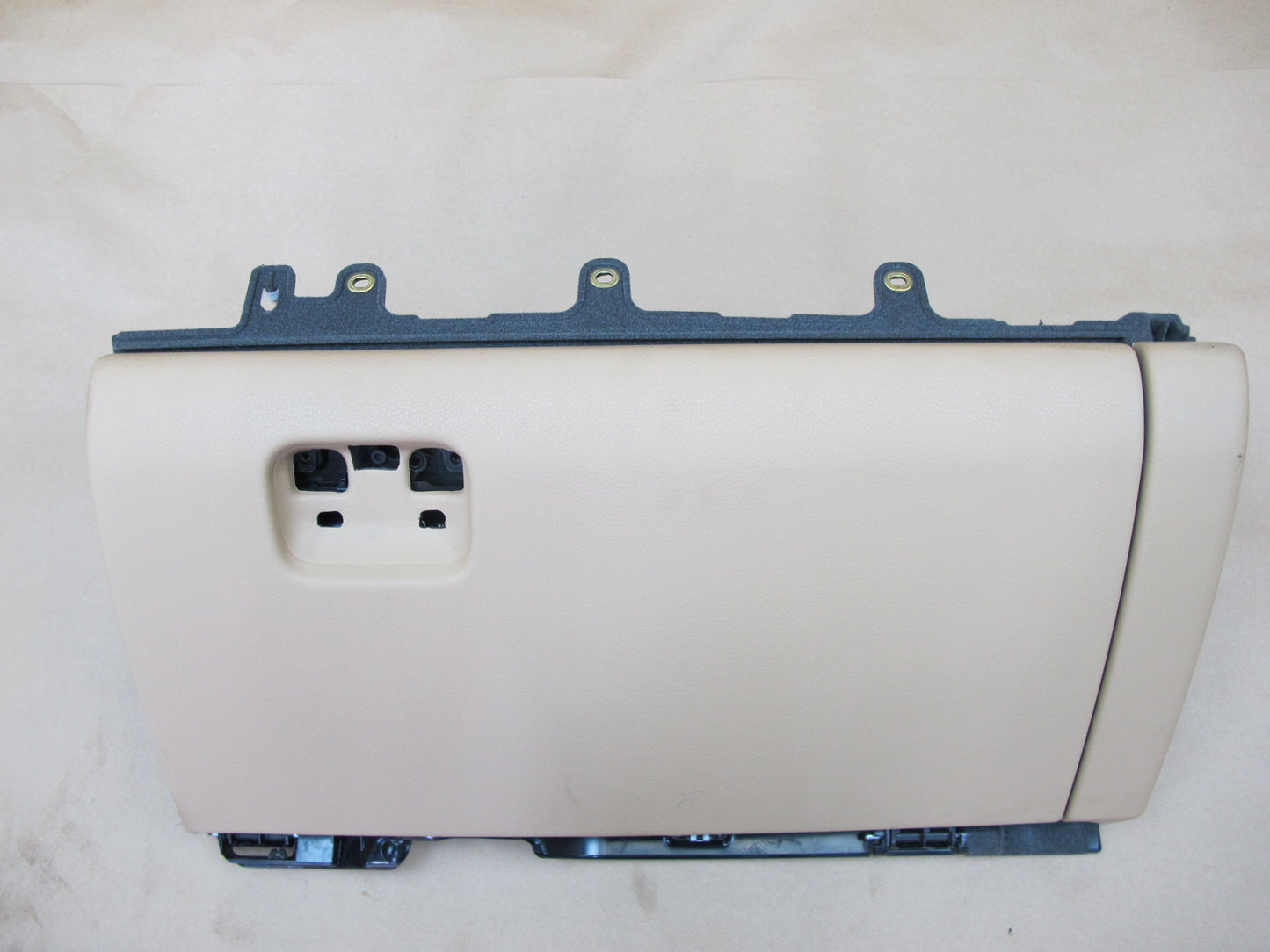 2011-2018 Porsche Cayenne 958 Glove Box Storage Compartment 7P5857095T