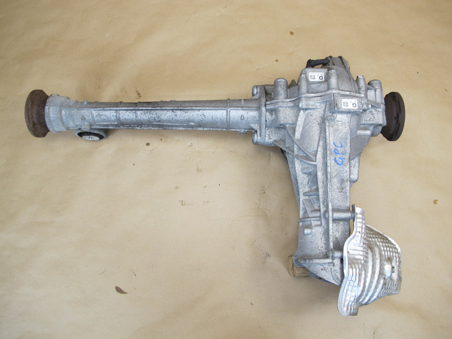 2013-2014 Porsche Cayenne GTS 958 4.8L Front Differential Carrier 3.70 Ratio