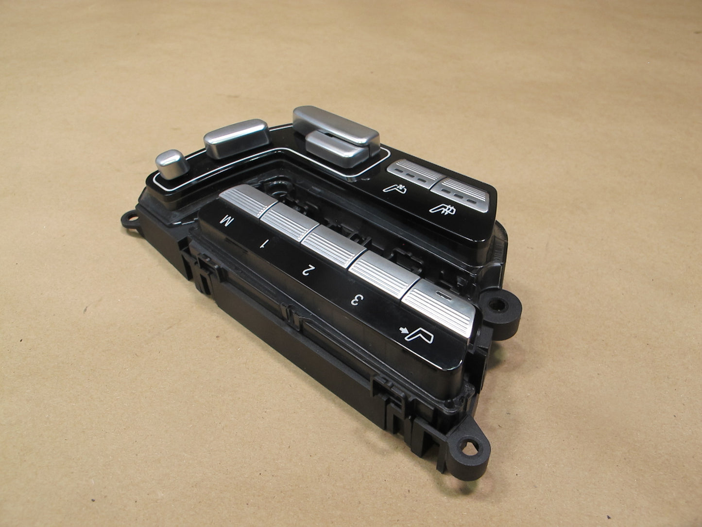 07-13 Mercedes W221 S550 S600 Rear Right Seat Adjust Switch 2218701579
