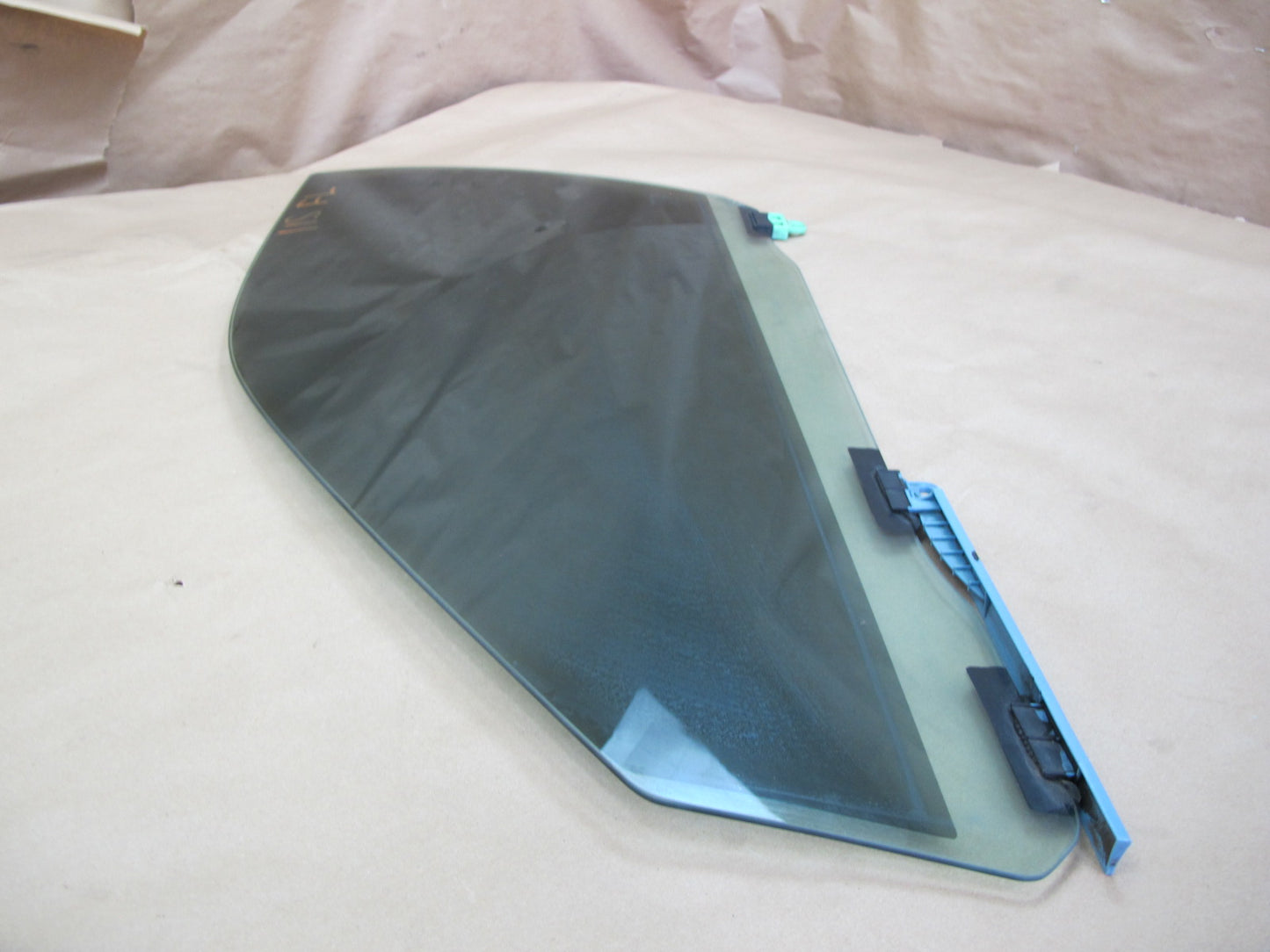 04-05 Lexus JCE10 IS300 Front Left Driver Door Glass Window OEM