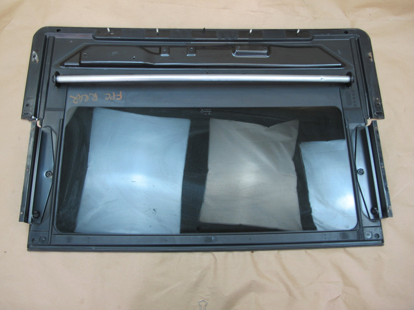 2005-2010 Porsche Cayenne 955 Rear Panoramic Roof Glass