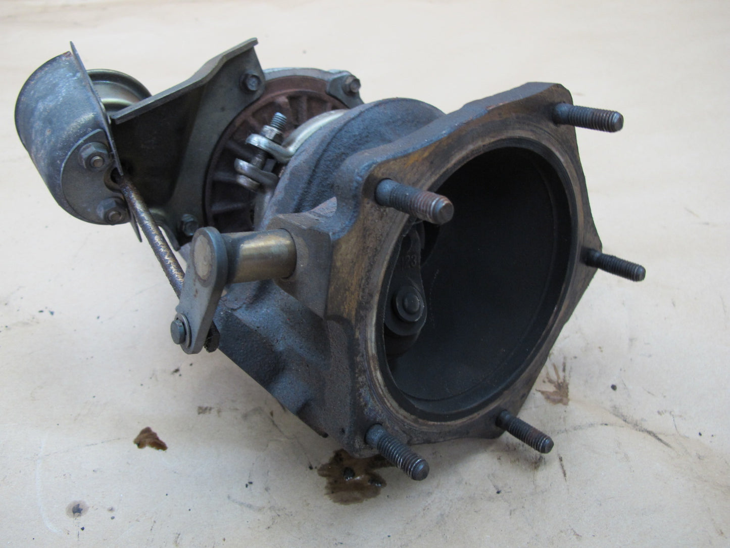 2003-2006 Porsche Cayenne 955 4.5L Turbo Left Turbocharger Unit 92k Miles